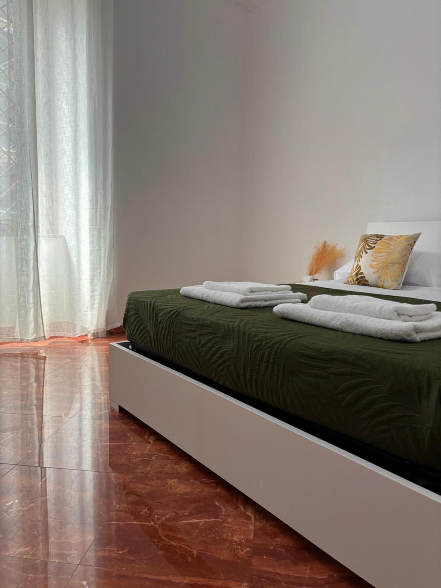 Hotel La Tela Di Elena à Naples Extérieur photo