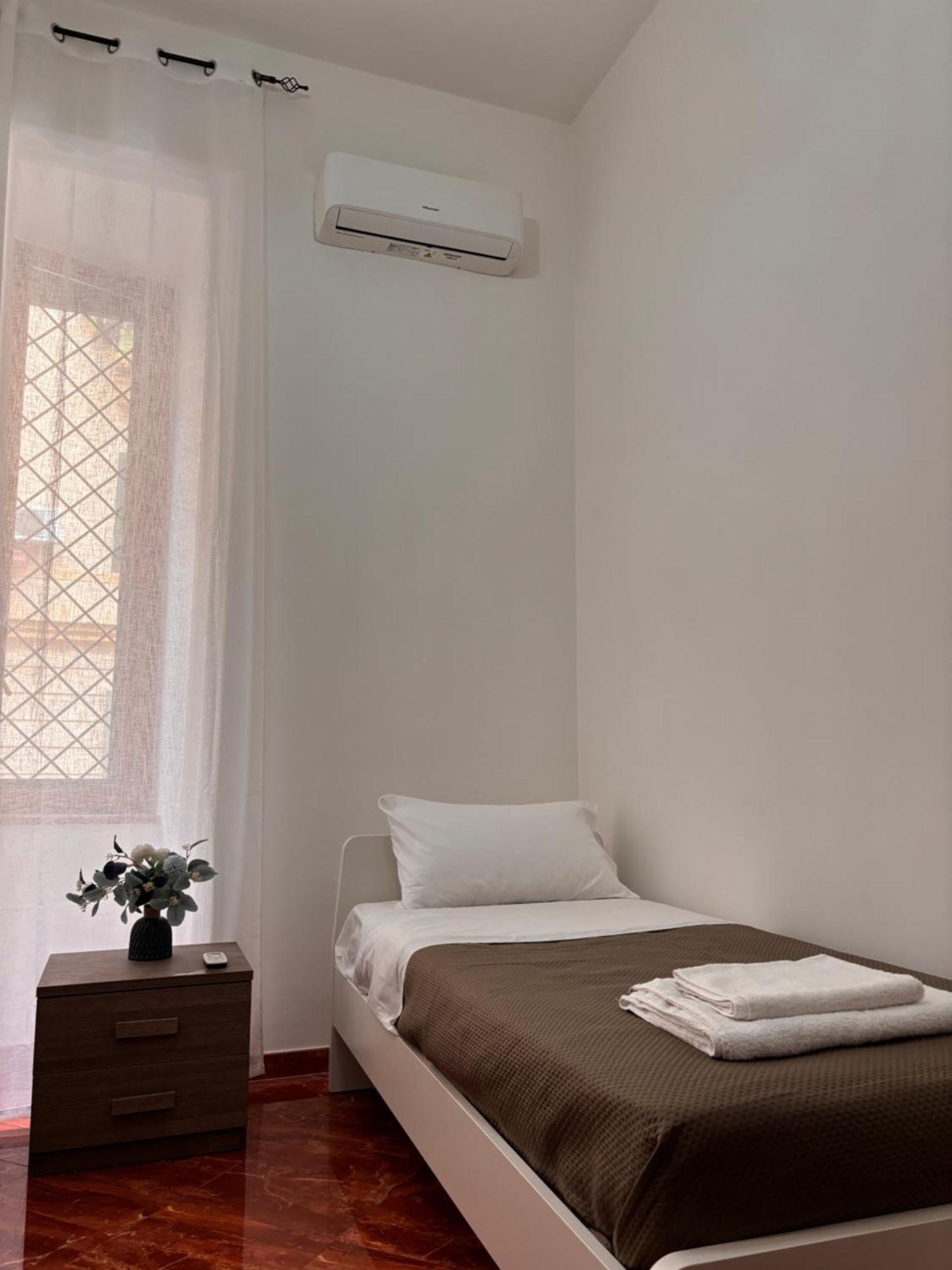 Hotel La Tela Di Elena à Naples Extérieur photo